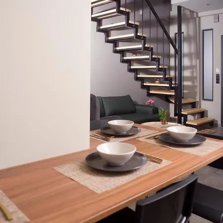 شقة Apertura Minima Living Space Next To Sea كالاماتا