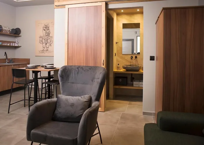 Apertura Minima Living Space Next To Sea *